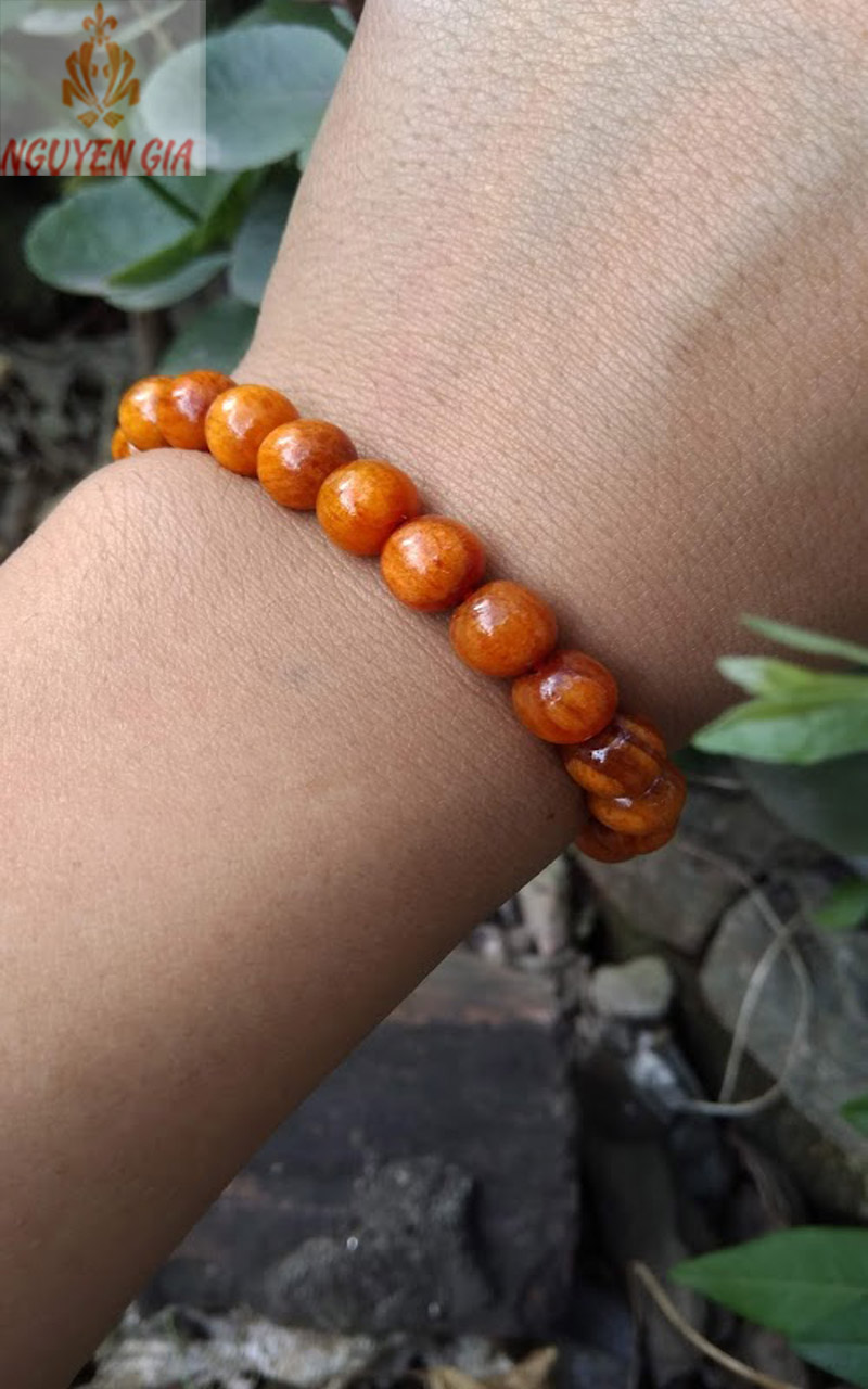 Vòng gỗ huyết rồng (huyết long) 8mm