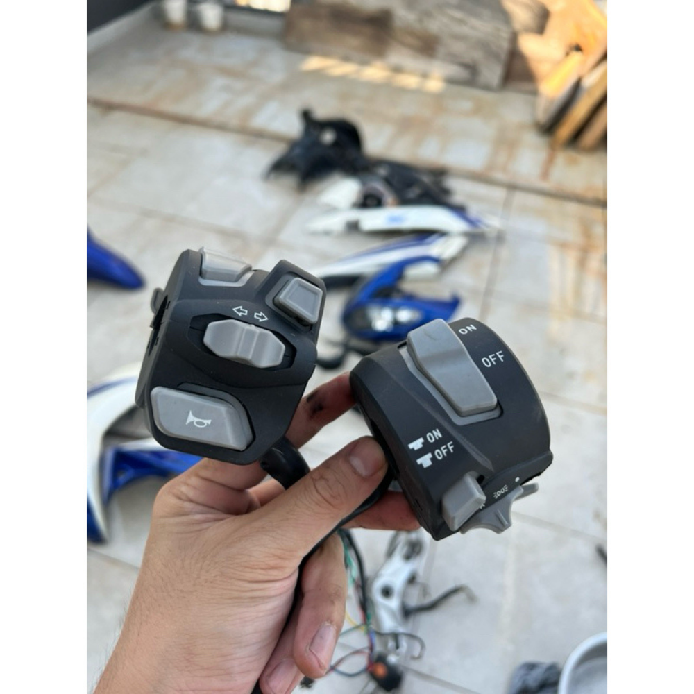 Cùm Công Tắc Light Master Chế Lắp Cho Sirius, Exciter, Raider, Sonic,...