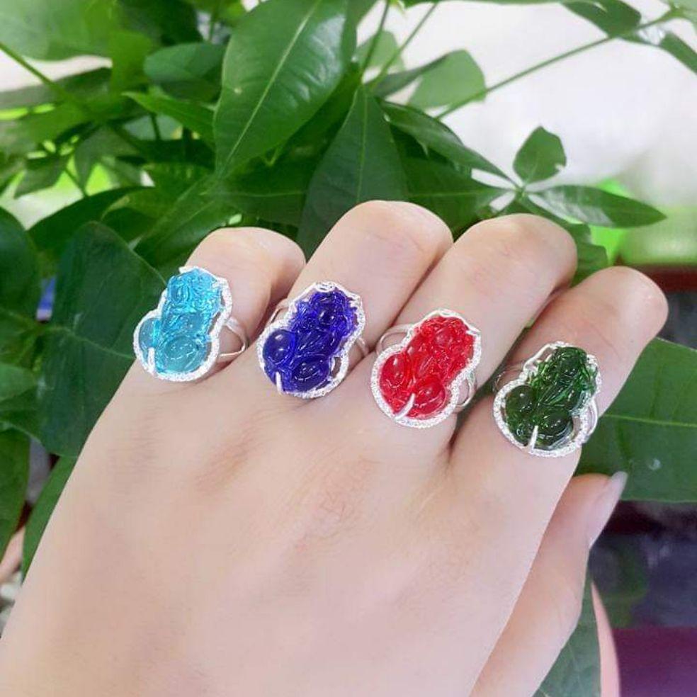 Nhẫn Tỳ hưu bạc