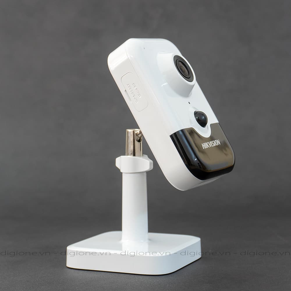 Camera wifi Hikvison Cube DS-2CD2421G0-IW H265+ đàm thoại 2 chiều - TRANGIATELCOM
