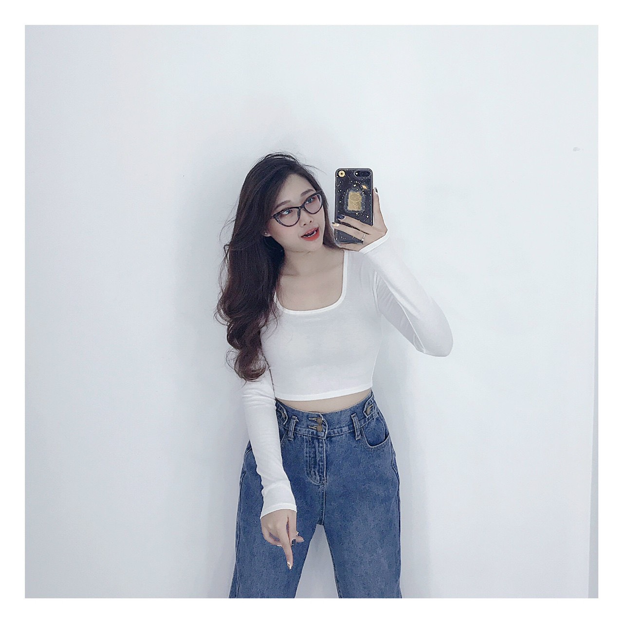 Áo croptop thun lụa dáng croptop dài tay cổ vuông