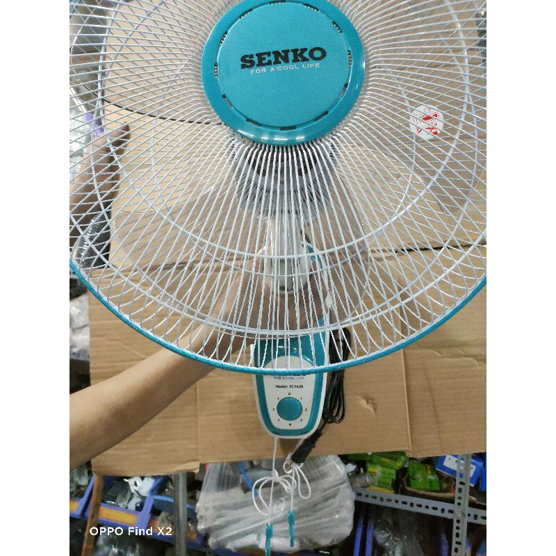 Quạt Treo Tường Senko - Có 2 loại