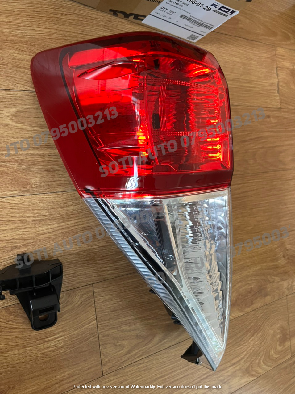 Đèn hậu Toyota Innova(16-19)