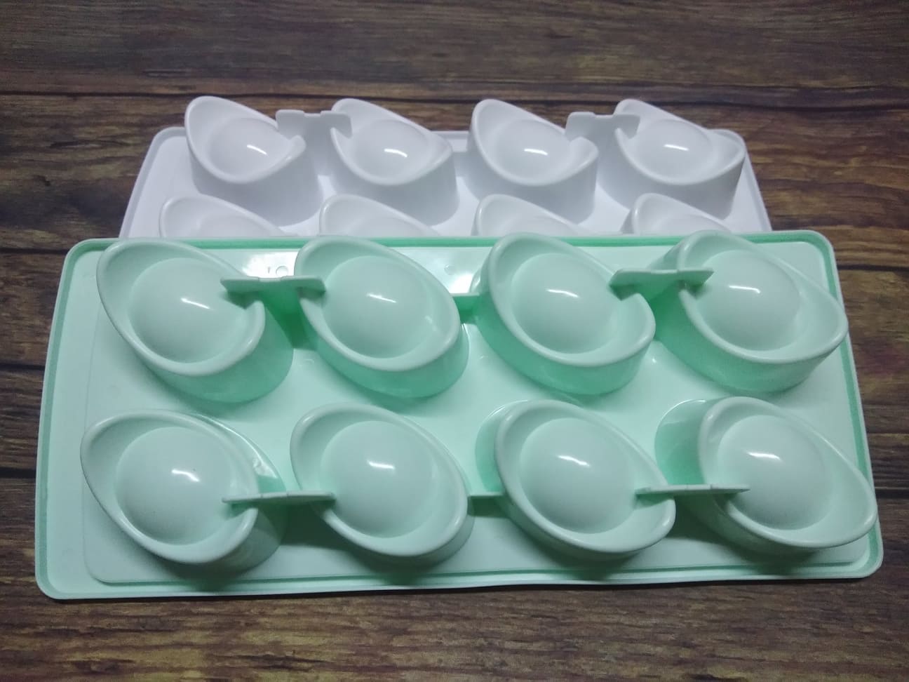 KHAY ĐÁ, ĐỔ THẠCH RAU CÂU HÌNH THỎI VÀNG, 8 THỎI / KHAY