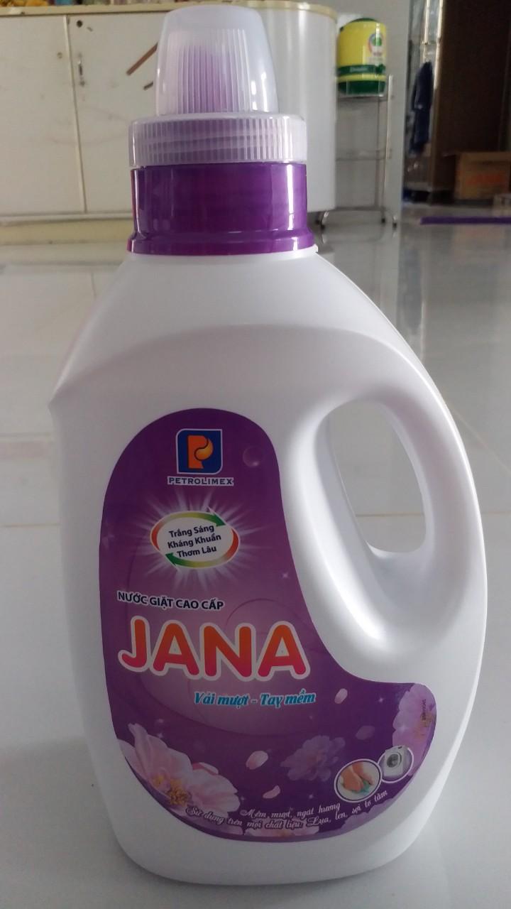 Jana White