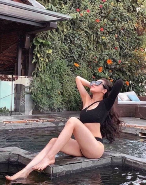 Đồ bơi bikini 1 mảnh tay dài cắt xẻ eo
