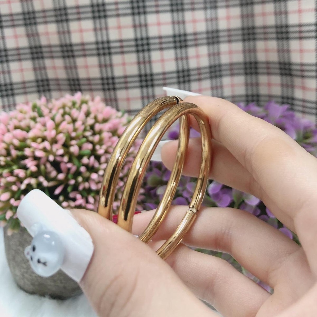 Vòng (đồng đeo bền) trơn 18k khoá lưỡi gà (có ni em bé)