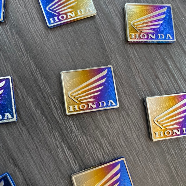 Logo Titan Honda cánh chim , gắn cho các loại xe