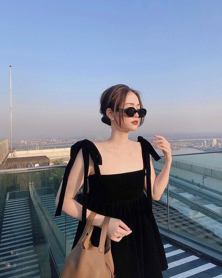 Mushie Studio Áo Nhung Cột Nơ - Uniper Top