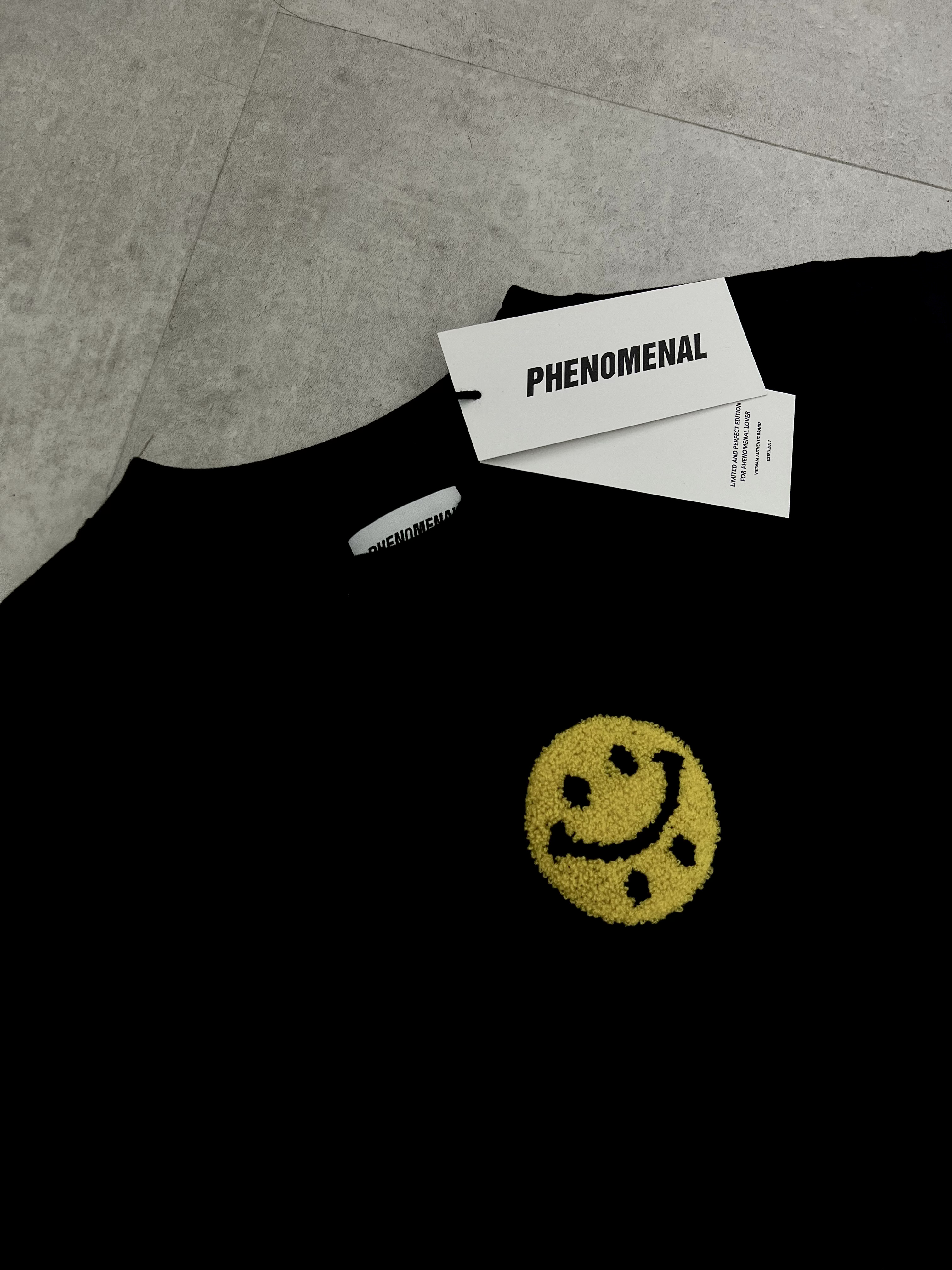 ÁO THUN UNISEX PHENOMENAL - NOT FUN