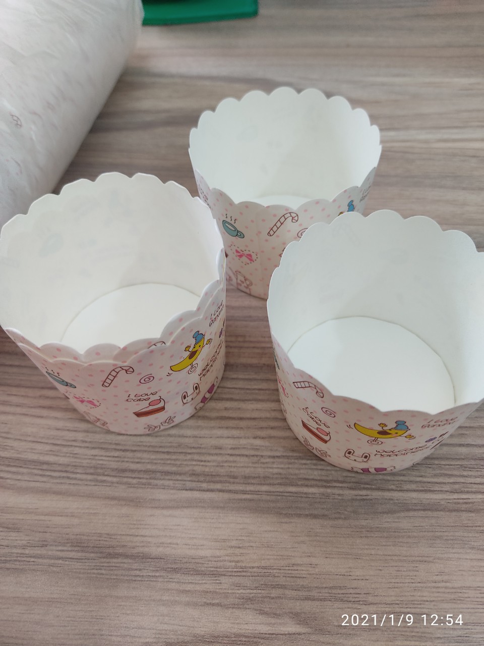 COMBO 50 LY CUPCAKE GIẤY NƯỚNG BÁNH LỚN