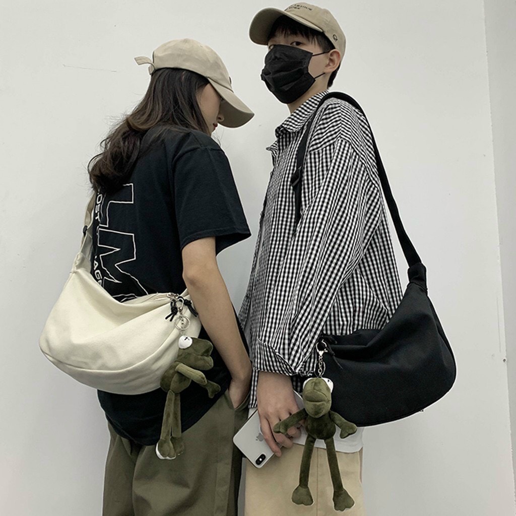 Túi đeo chéo vải canvas cao cấp unisex form bán nguyệt phong cách Basic