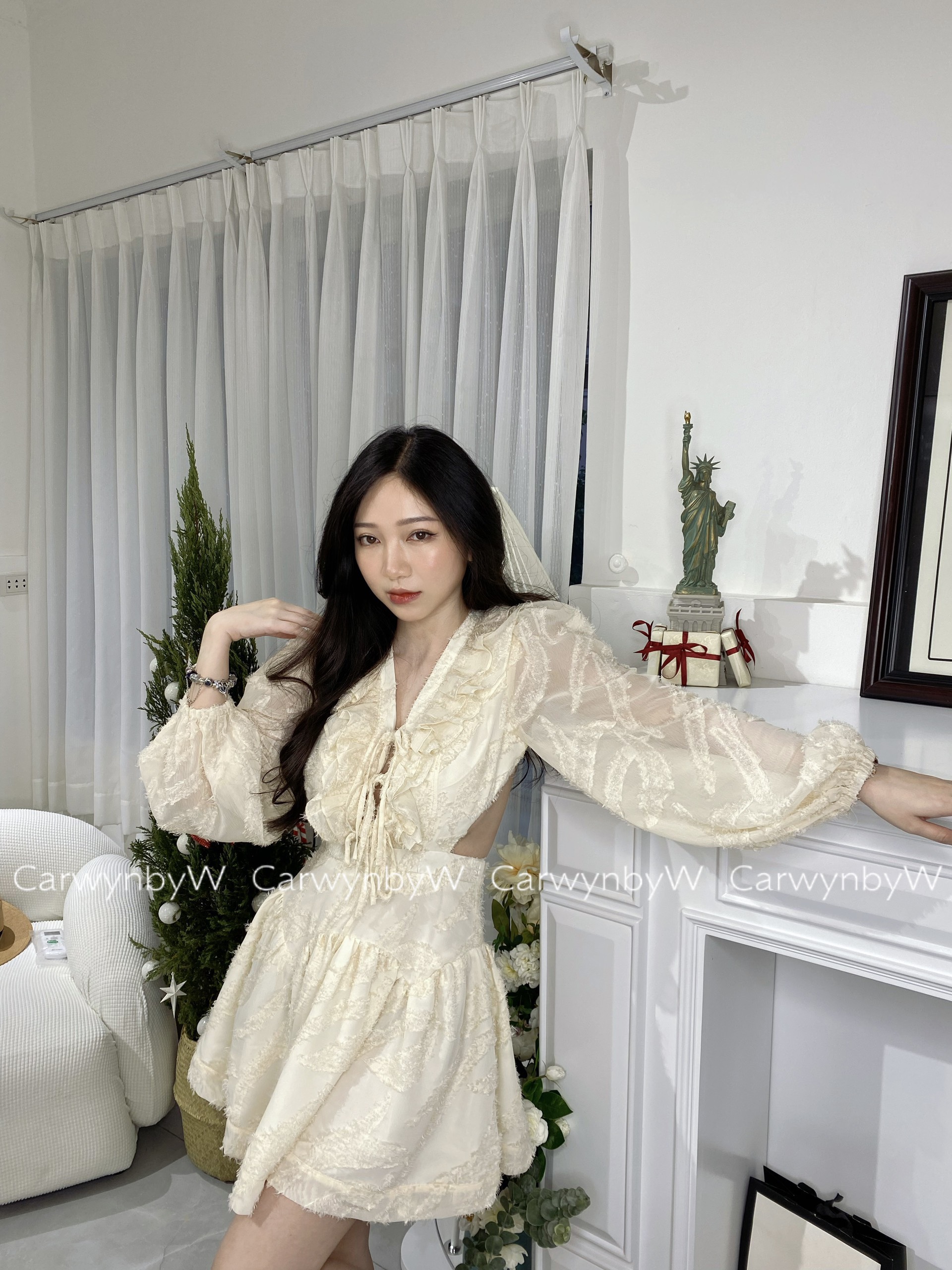 CarwynbyW - Váy Thiết Kế Hở Lưng- Khoét Eo (Violet Dress)