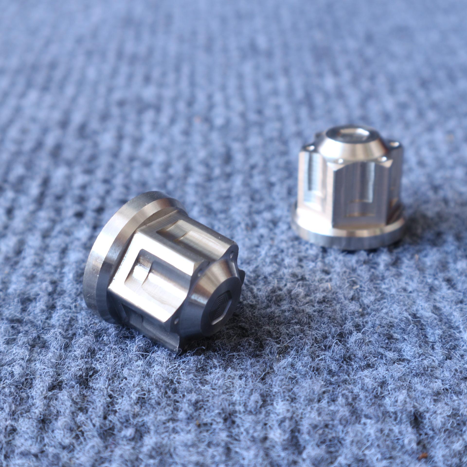[LÓA MẮT] BỘ 2 CON ỐC TÁN INOX GẮN CỐT XE SIÊU SÁNG (2 CON ỐC TÁN 12LY)