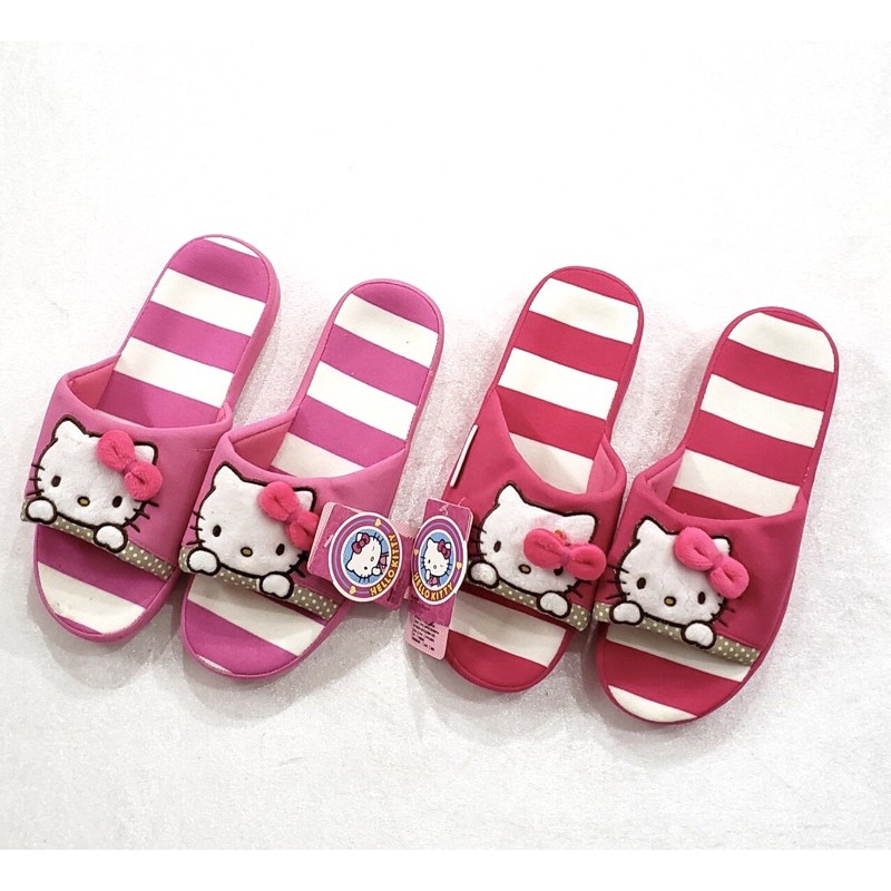 Dép đi trong nhà hello kitty size 37-39