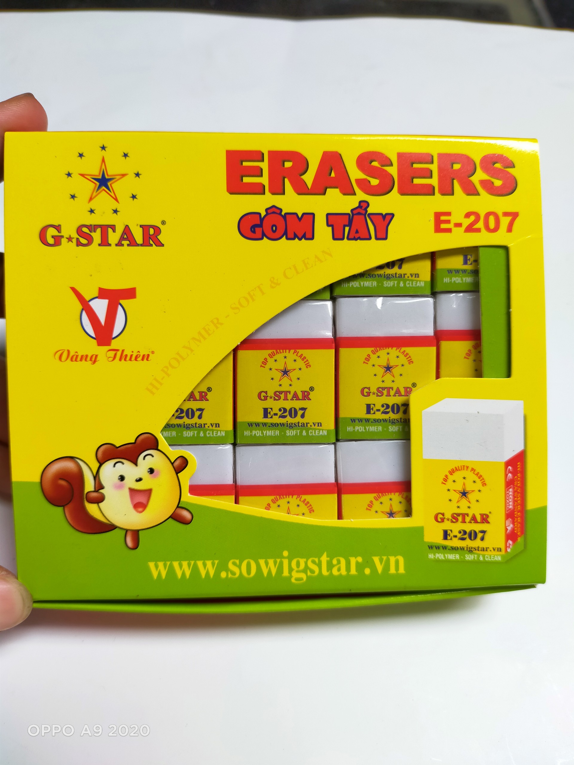 Combo 10 cục gôm trắng/đen E-207 Gstar
