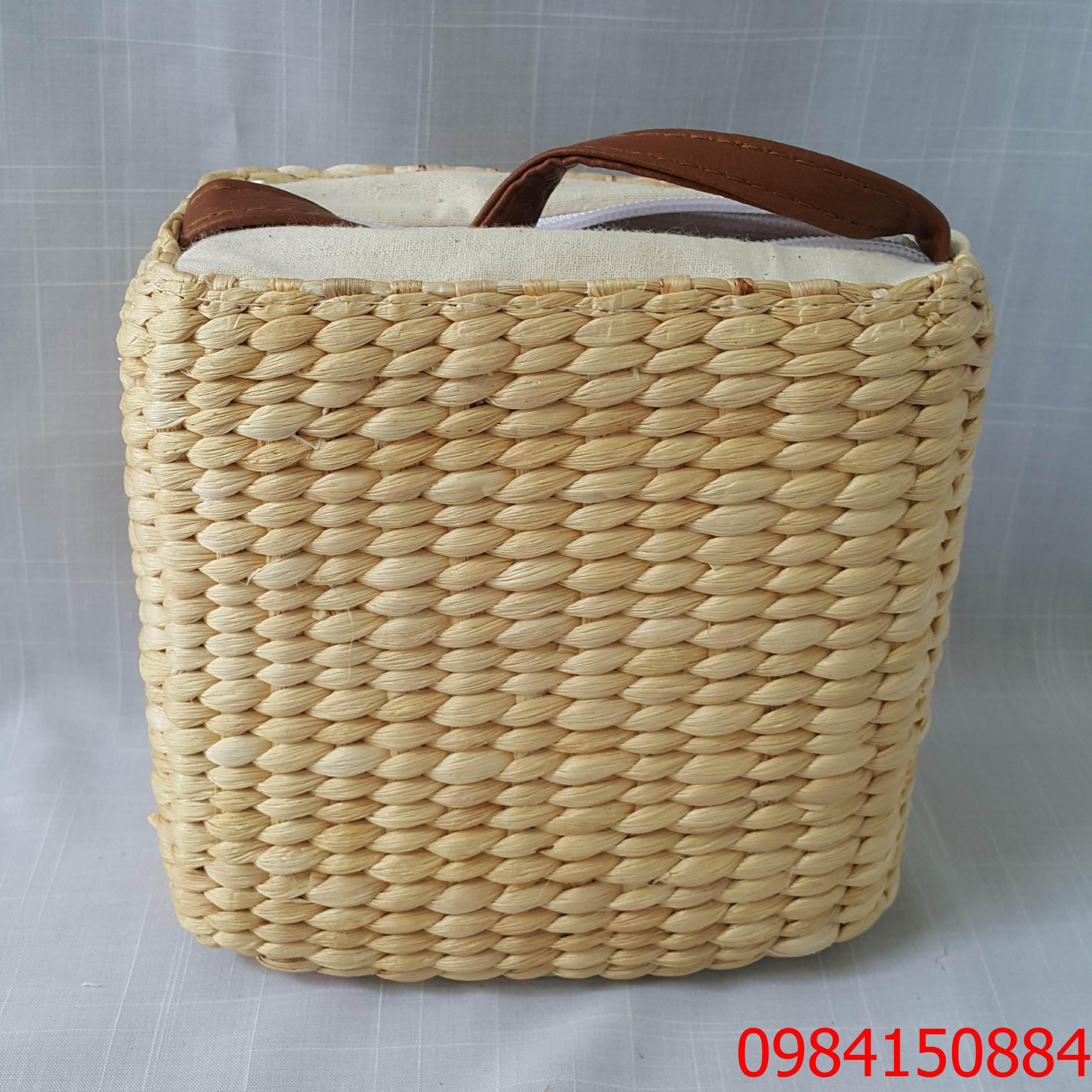 Túi xách lục bình vuông đi biển