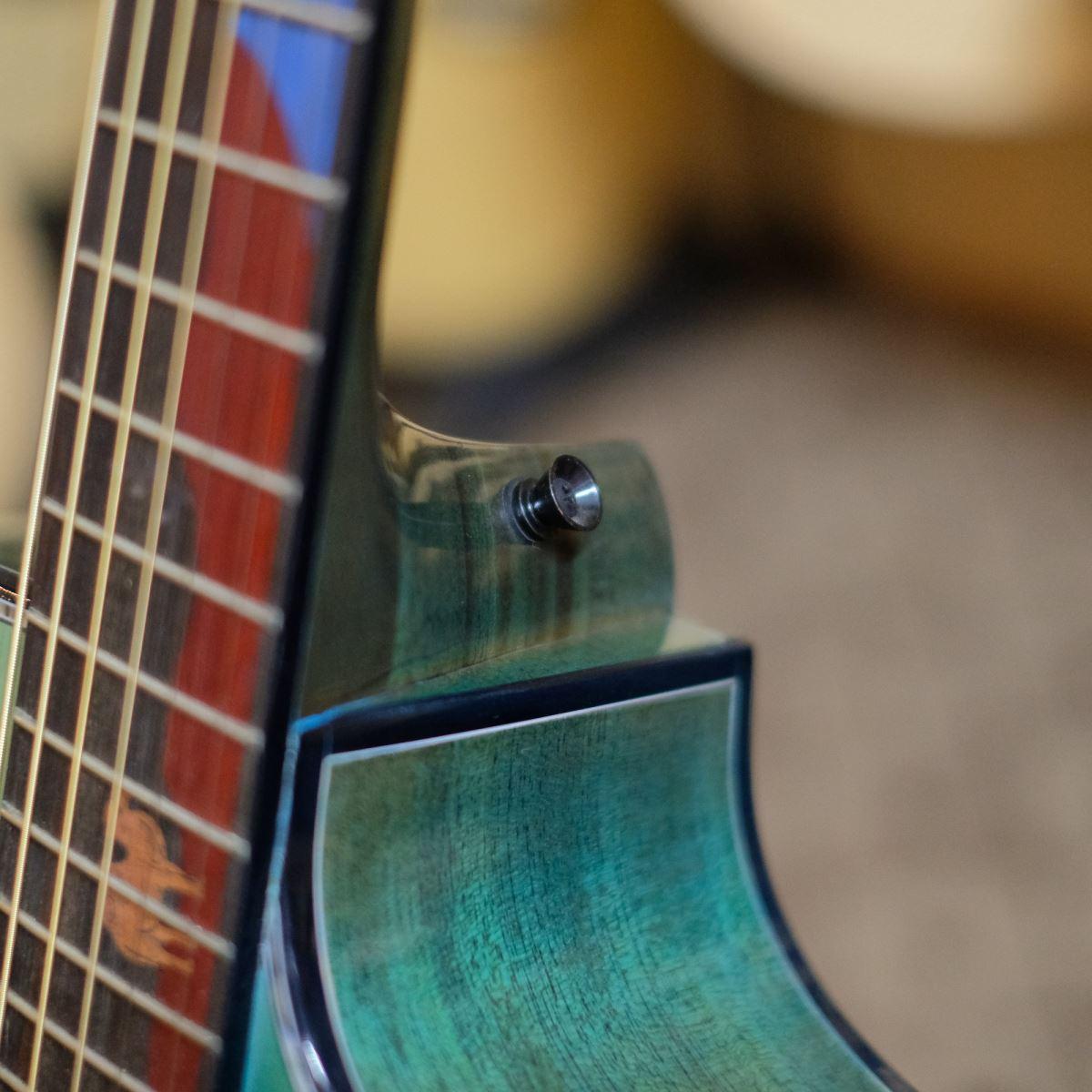 ĐÀN GUITAR TAKLA M580 MÀU XANH RÊU