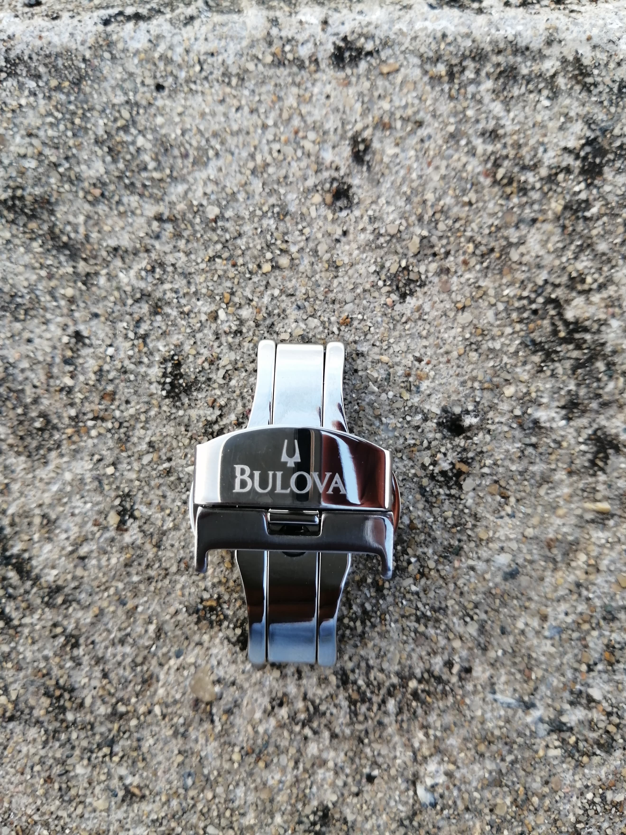 KHÓA ĐỒNG HỒ BULOVA (KHẮC LOGO CNC)