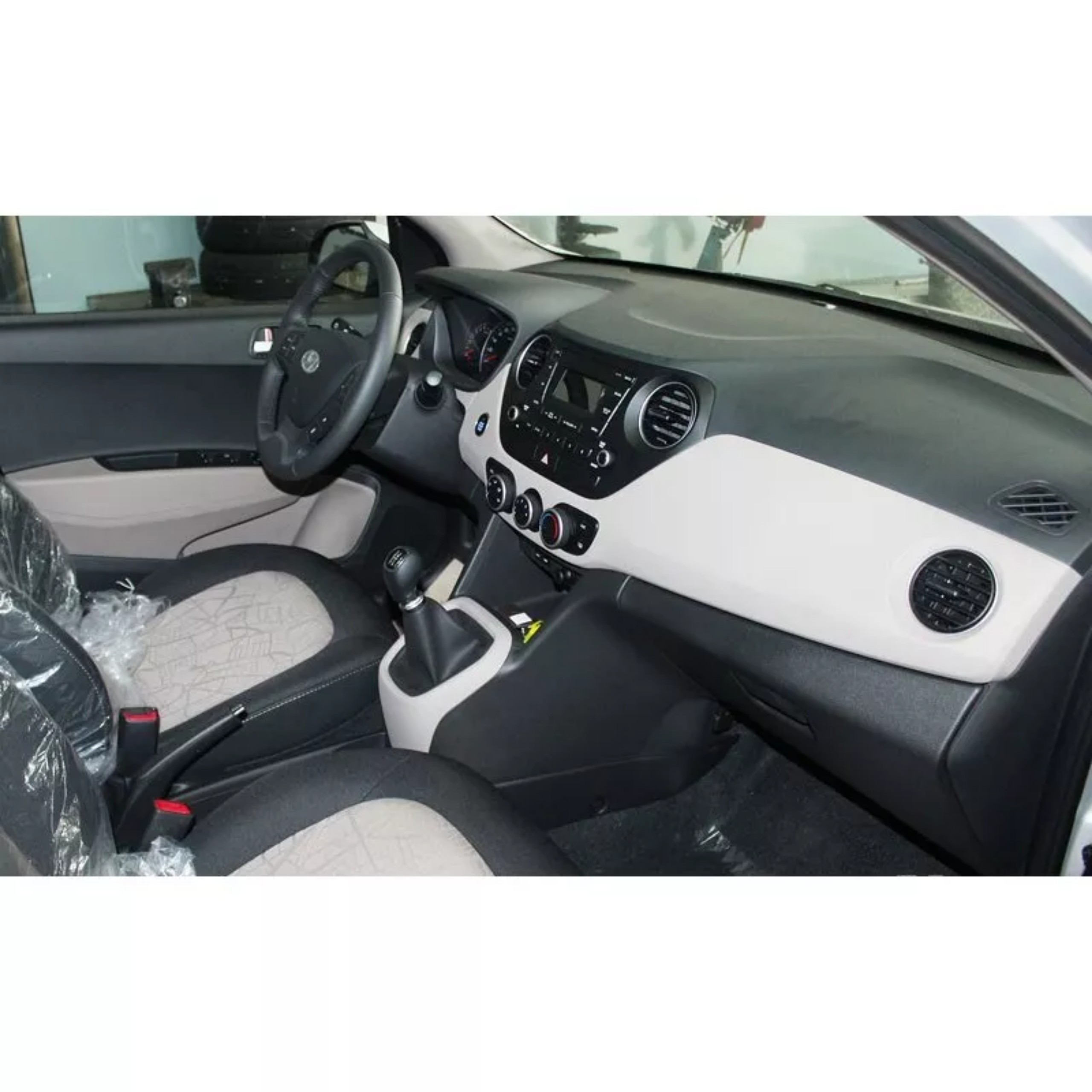 Thảm phủ taplo Hyundai I10 đời 2012-2023 cao cấp