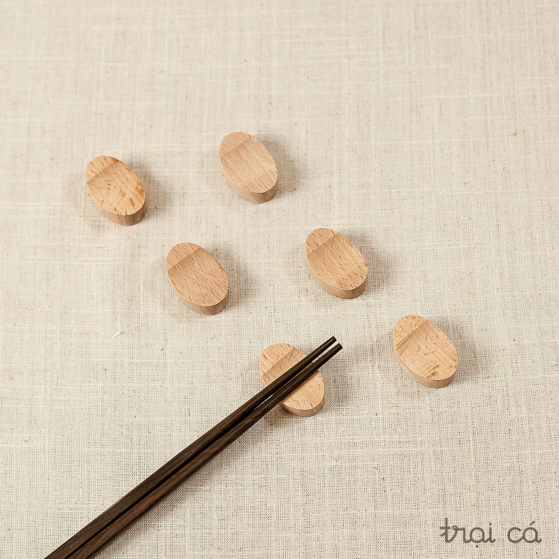 Gác đũa trai, gác đũa gỗ nhiều mẫu (1 cái)