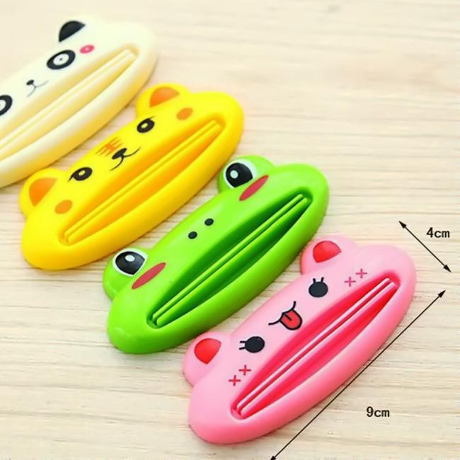 [HCM]Dụng cụ kẹp kem đánh răng hình thú