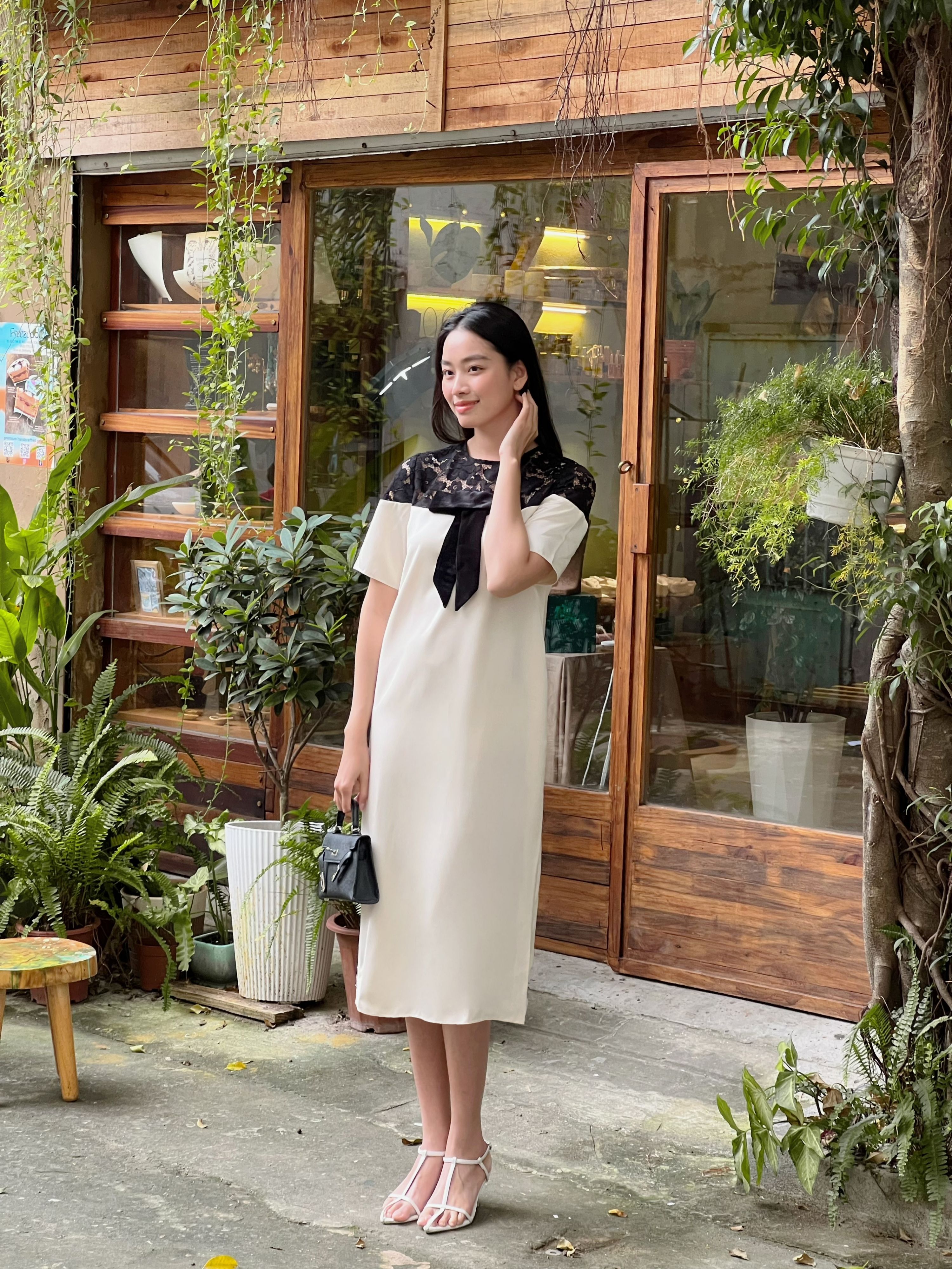 Đầm lụa phối ren Mauve Bowie dress