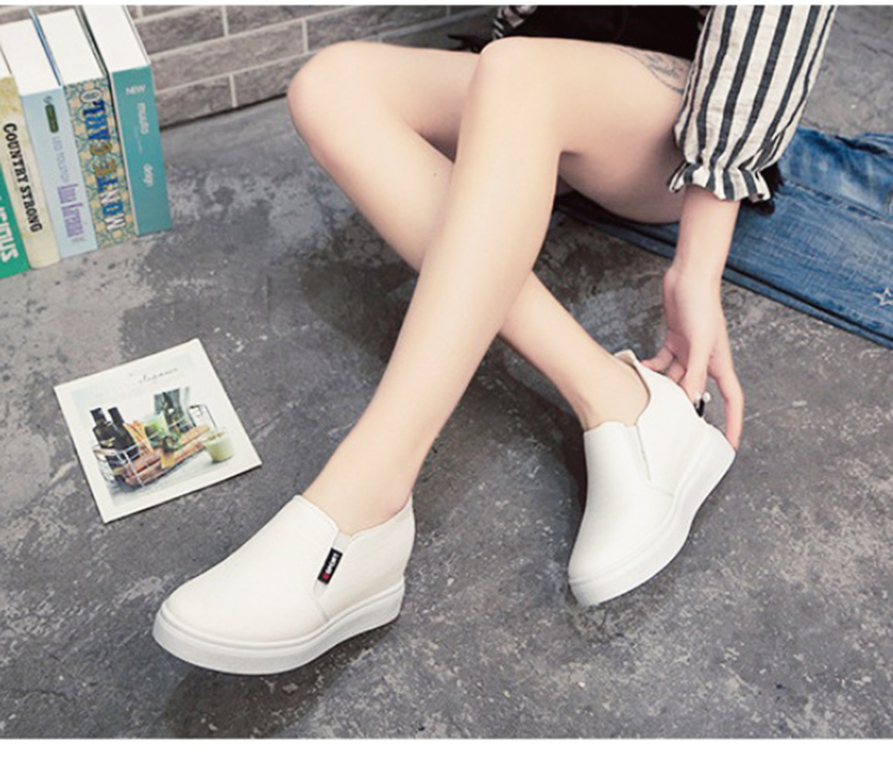 [CHẤT LƯỢNG] Giày độn đế nữ, giày slip on nữ độn đế da trơn và lazer lổ thoáng khí cao 6cm, êm chân S065