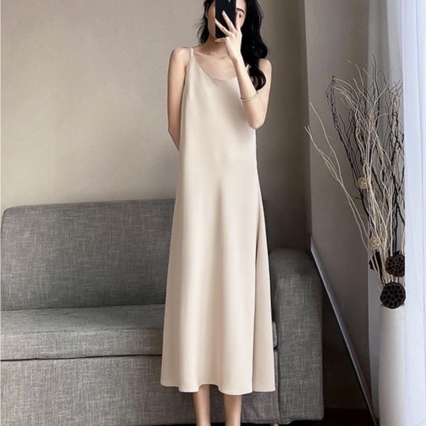 Váy lụa 2 dây suông ulzzang dáng dài maxi đi biển chất lụa cao cấp dày dặn,siêu đẹp