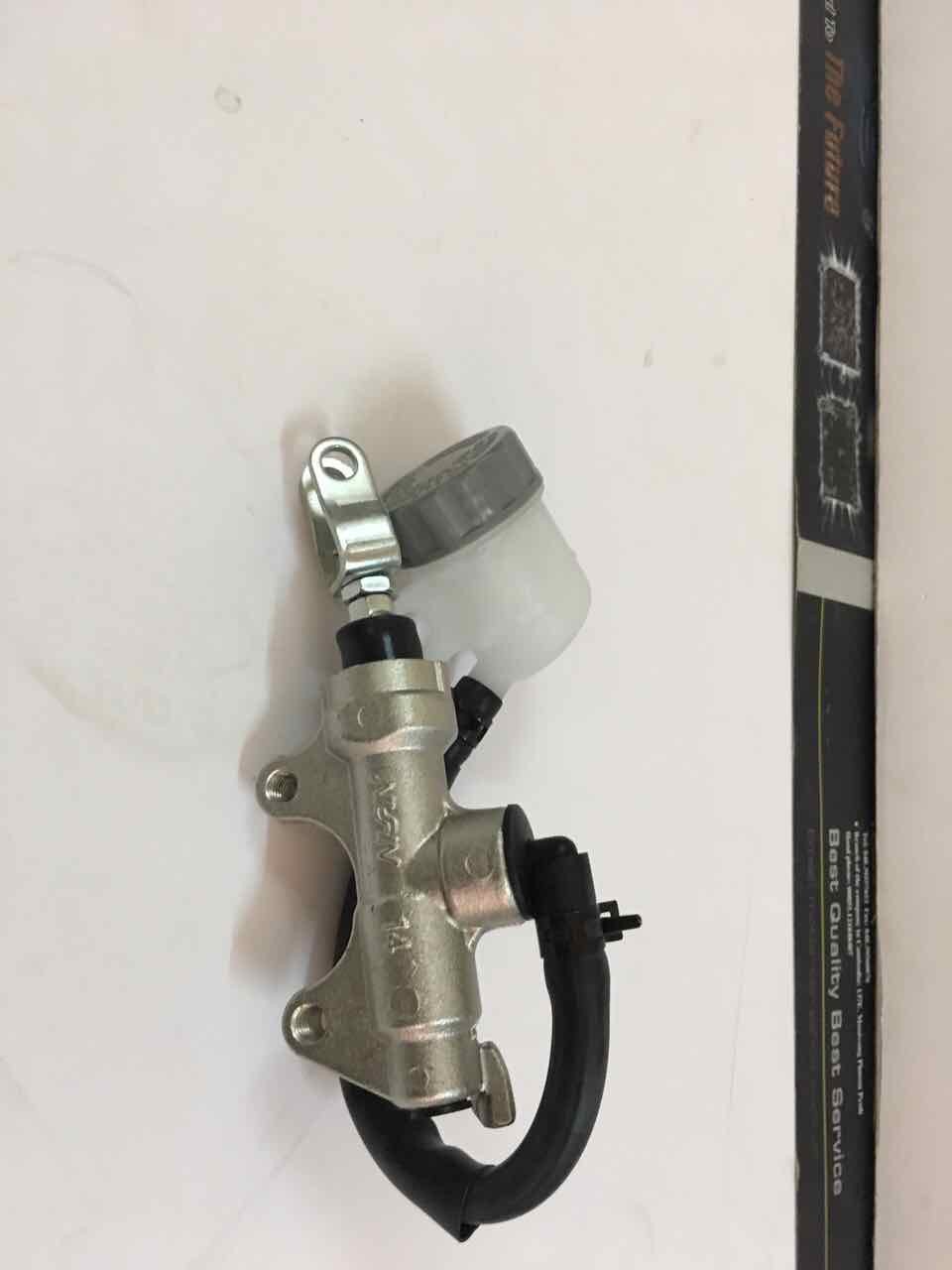 Pen đạp thắng sau  gắn ex135
