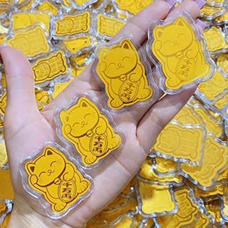 Miếng dán mèo thần tài may mắn