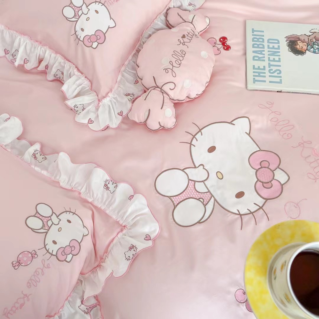Bộ Chăn ga gối lụa 60s Kitty