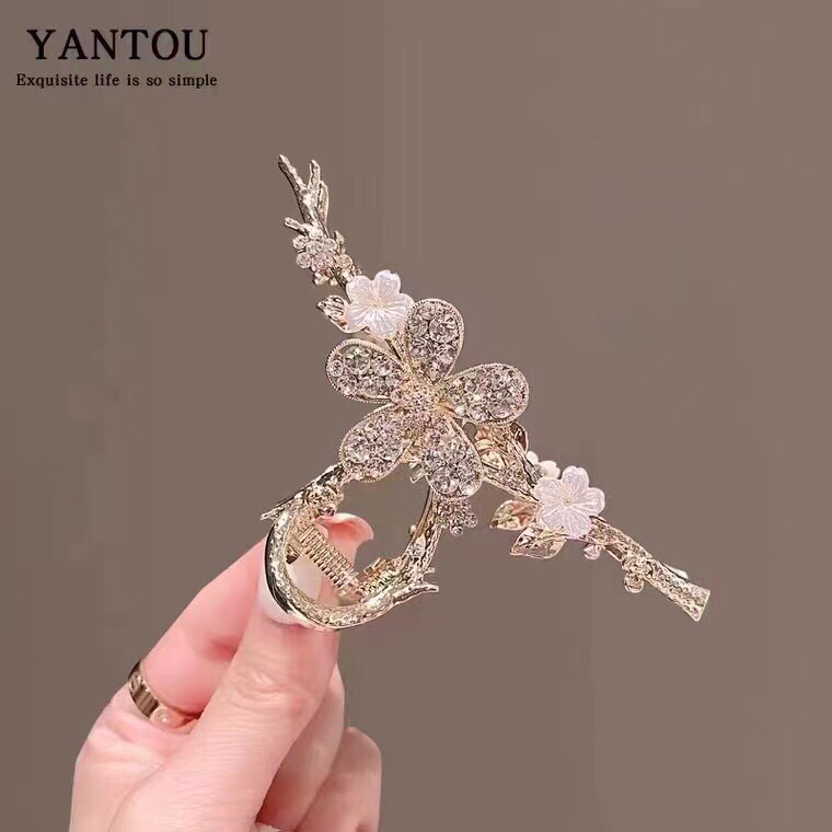 Kẹp Tóc Đính Đá Sang Trọng Hoa Mai Cực Sang