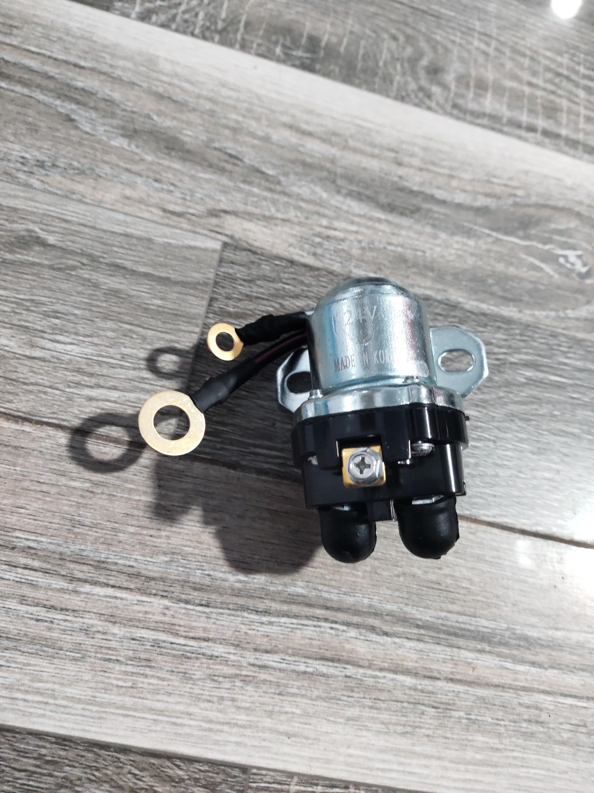 Rơ le phụ đề 24v xanh cho ô tô