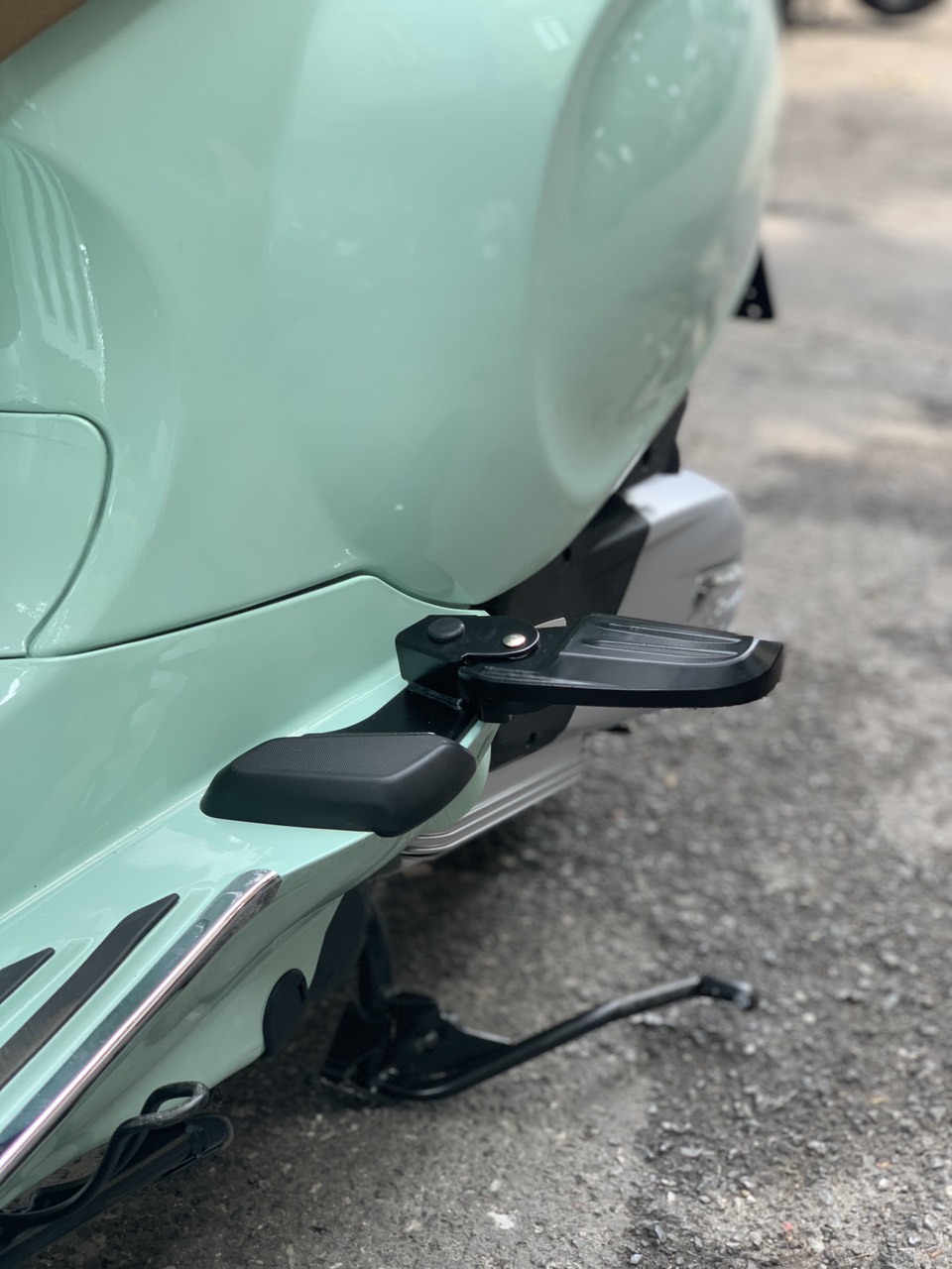 BỘ GÁC CHÂN DÒNG XE VESPA