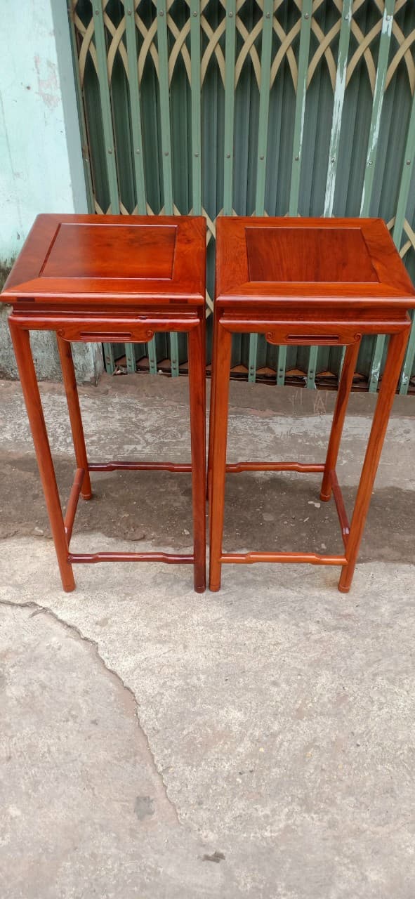 Đôn chân tròn, gỗ hương đá