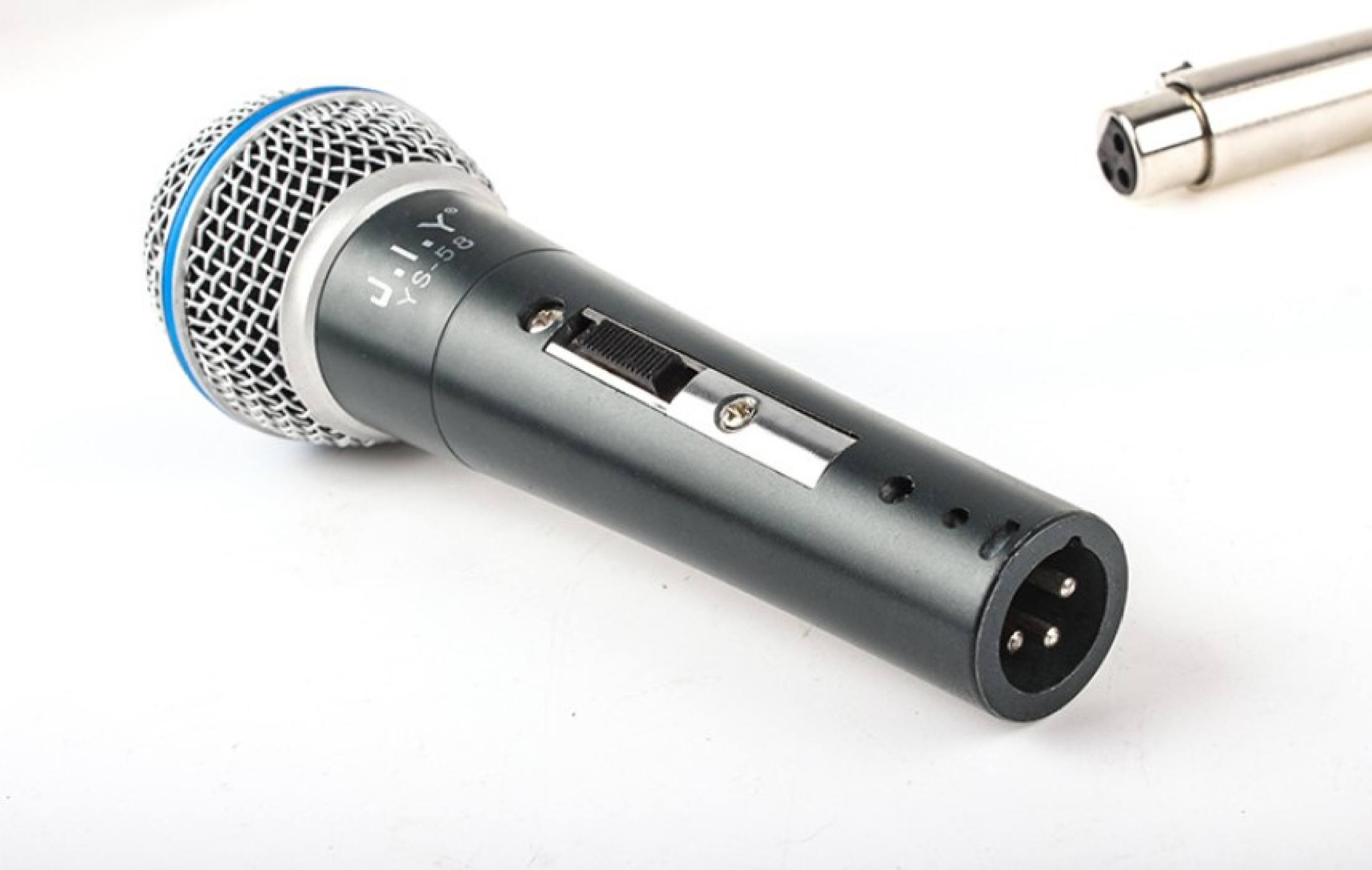 Micro Karaoke có dây chống hú, Micro có Shure YS-58