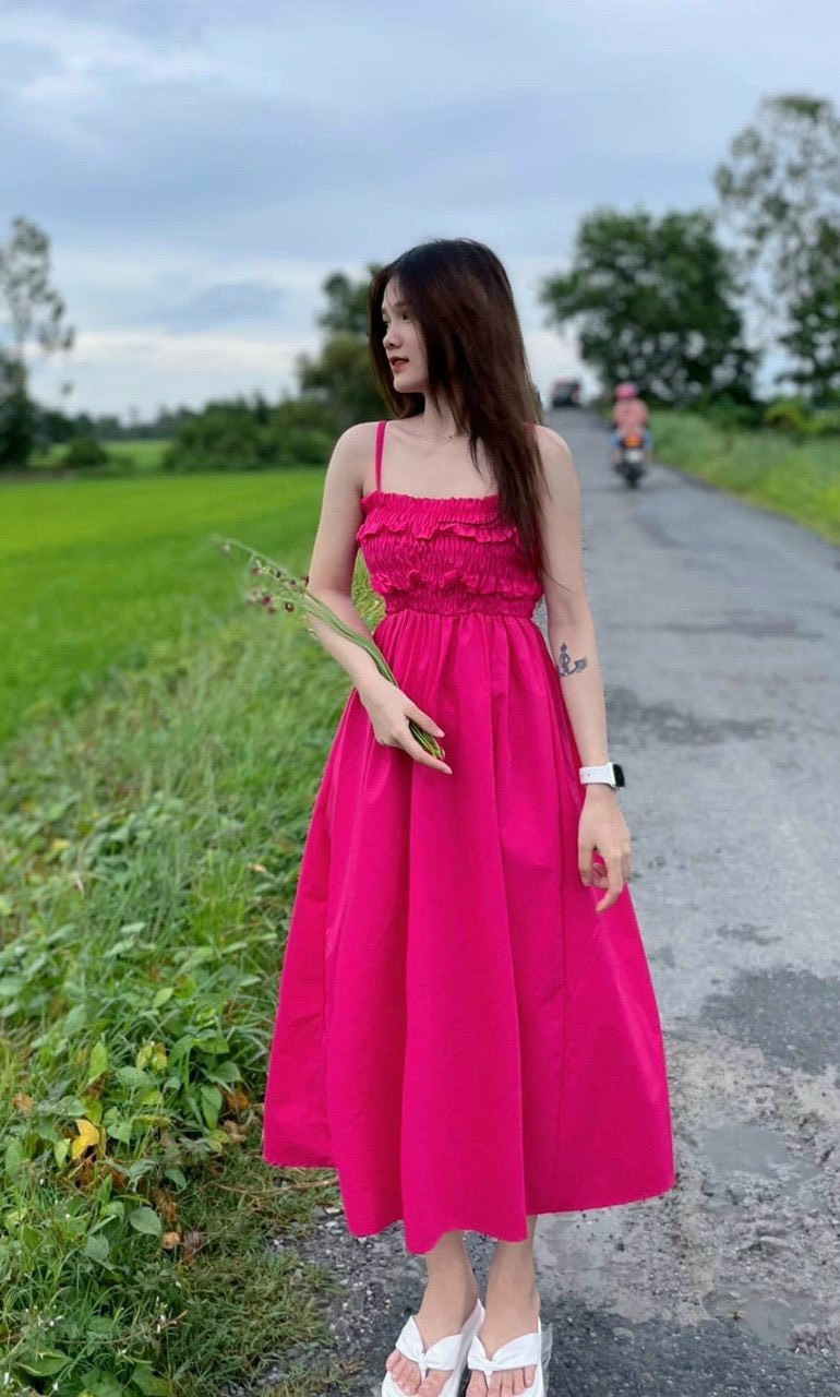Váy đầm hai dây maxi dáng form chuẩn như hình, Váy hai dây chun ngực bèo nơ sau, Đầm maxi hai dây chun ngực thắt dây sau lưng dáng dài