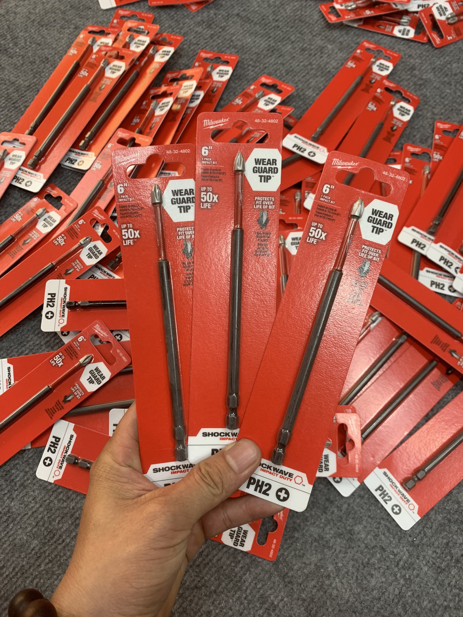 Mũi bắn vít PH2 dài 15cm Milwaukee (loại 1 đầu , chuẩn ngắn)