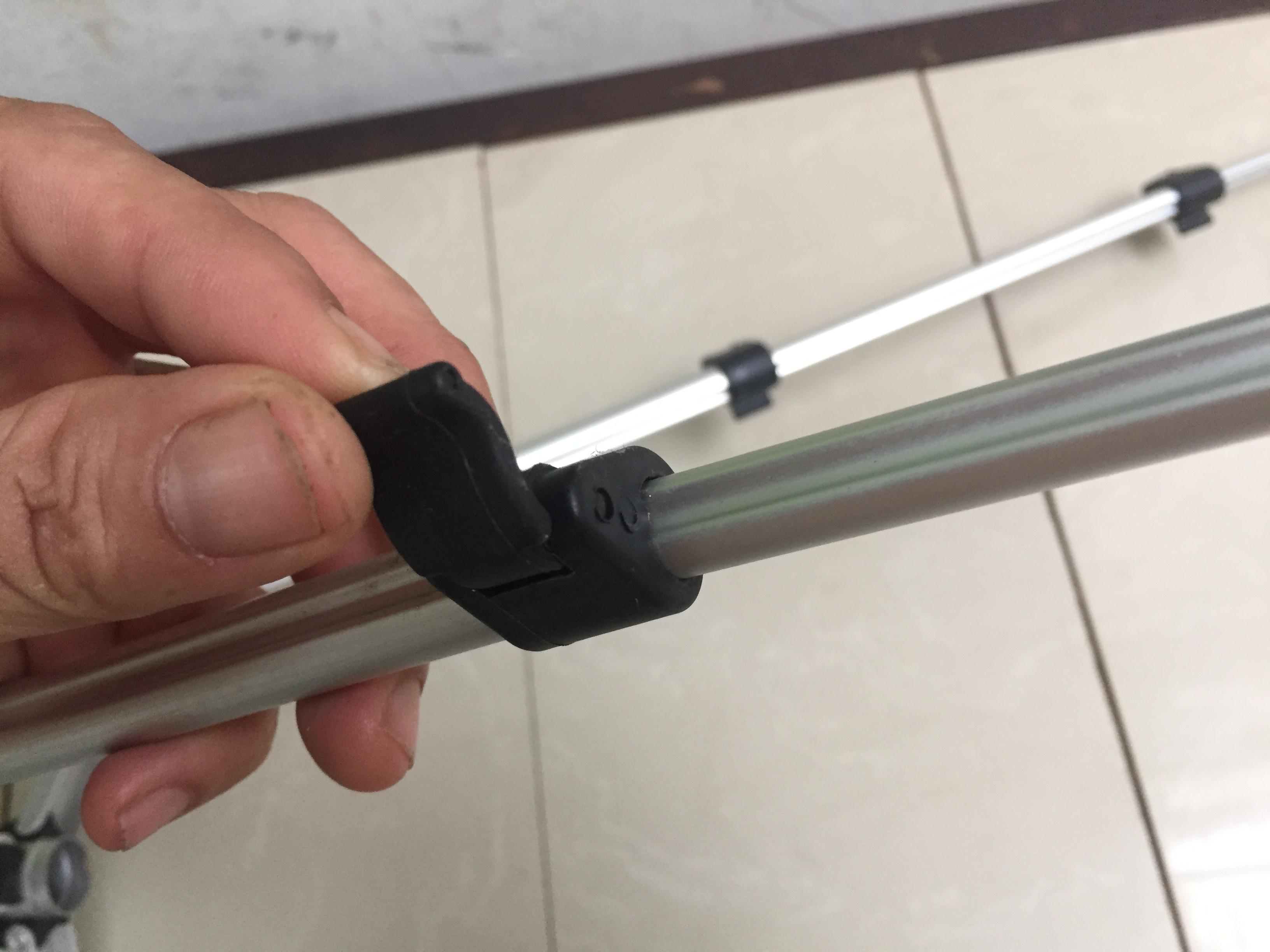 Đèn Pin Lấy Ráy Tai 3 Chân