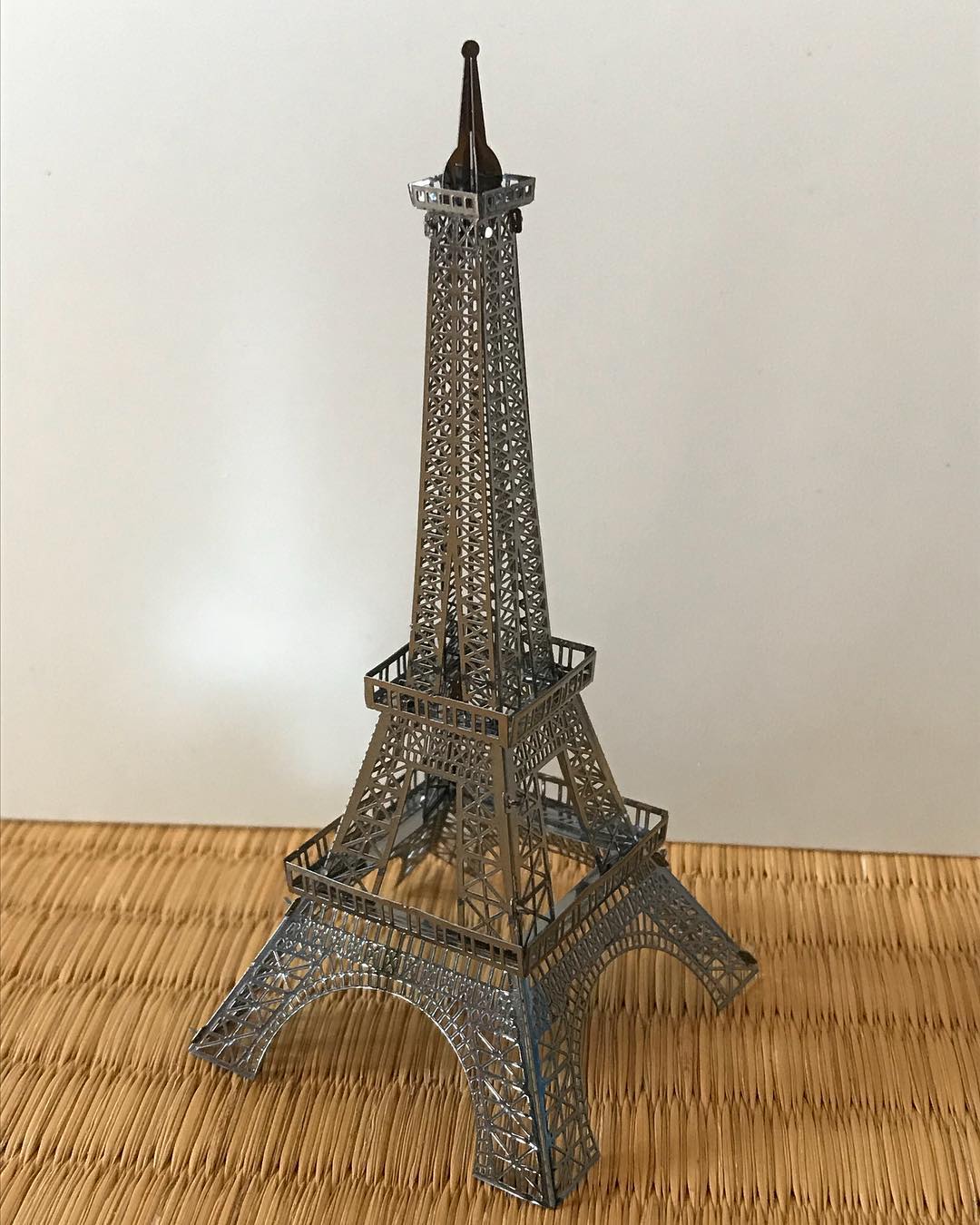 Mô Hình 3D Kim Loại Lắp Ráp Tháp Eiffel [Chưa Lắp]