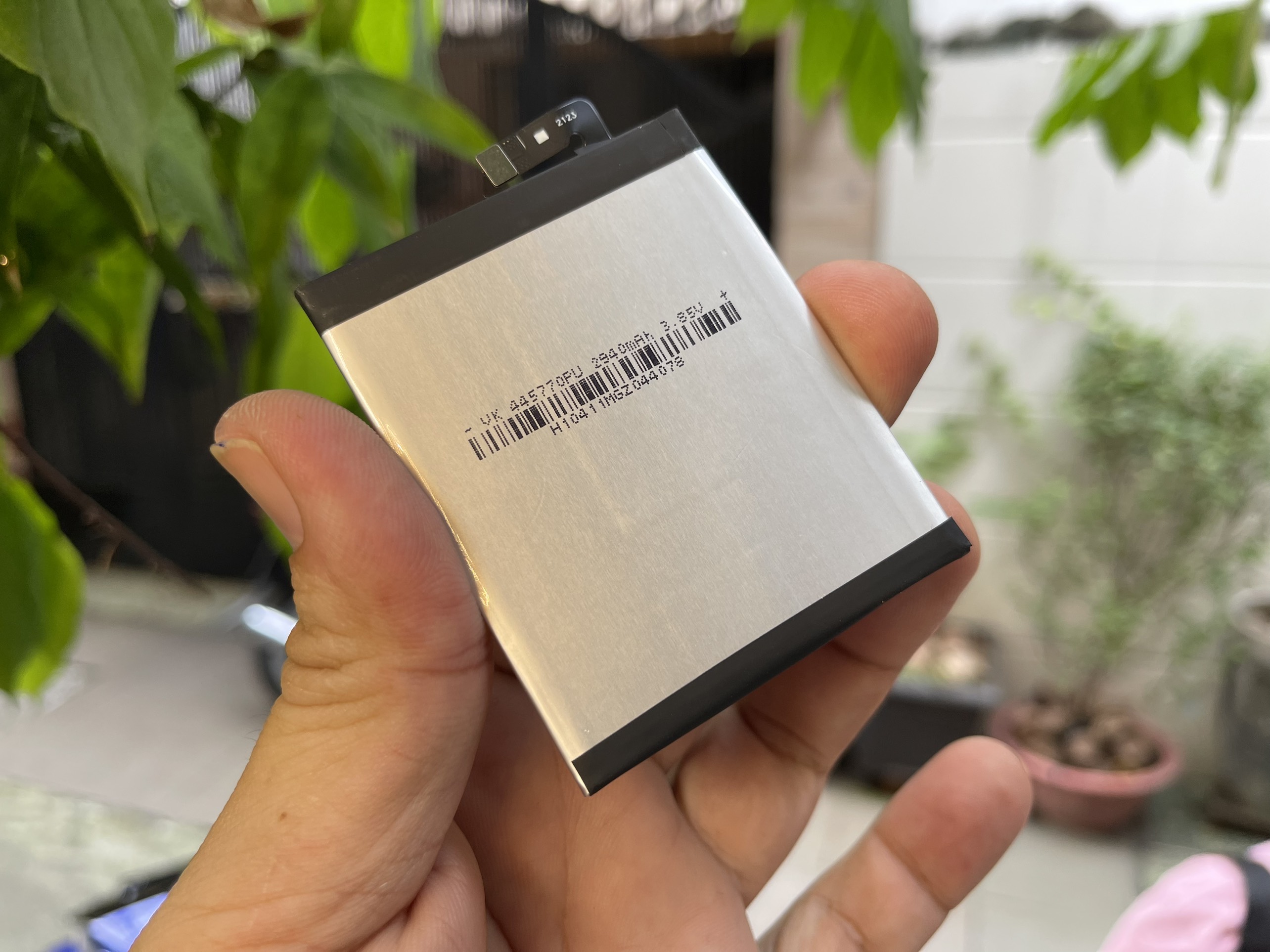 LK Pin điện thoại Sharp Aquos R2 chính hãng