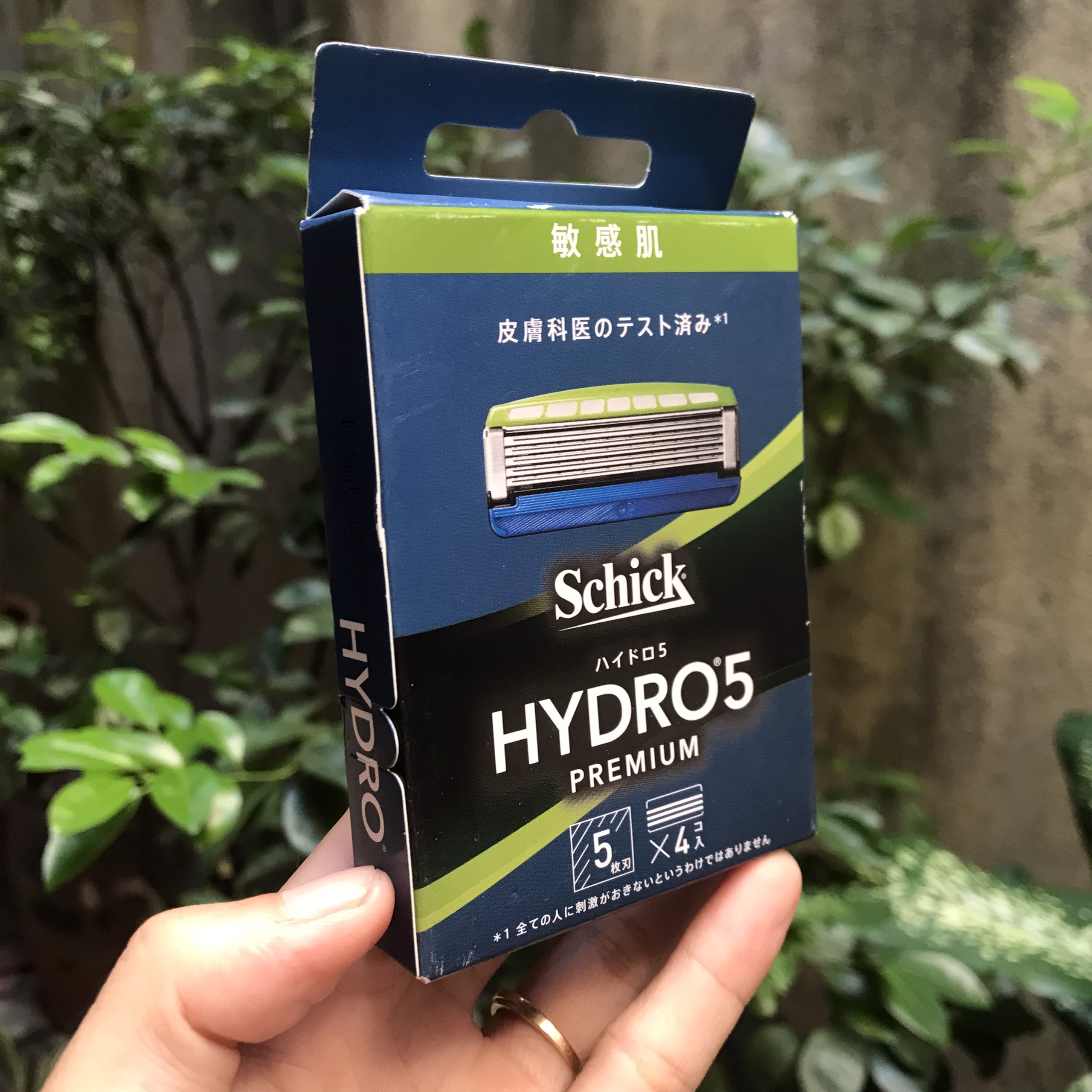 Vỉ 8 lưỡi dao cạo râu Schick Hydro 5