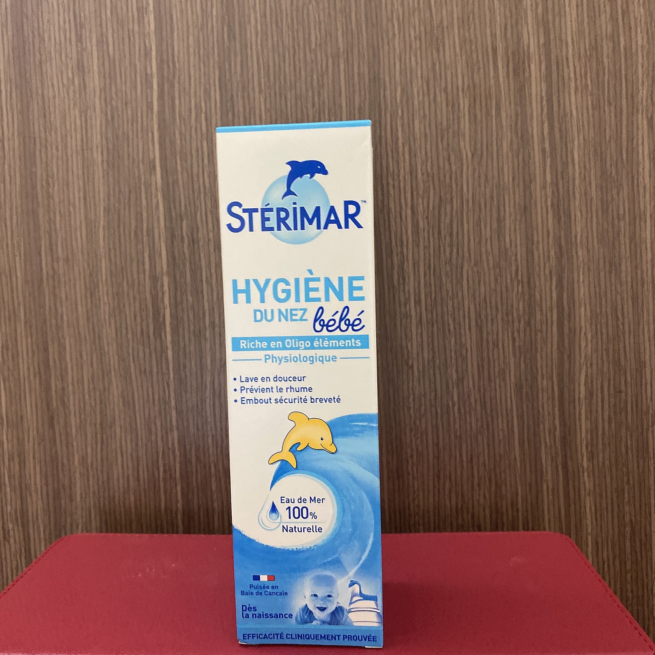Xịt muối mũi cá heo vàng và cam Sterimar Pháp 100ml