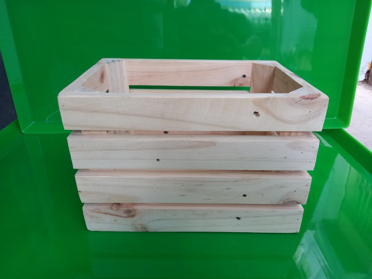 Hộp gỗ Pallet thông 30 x 20 x 20CM