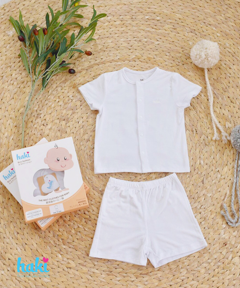 Bộ quần áo mùa hè cộc tay cài giữa vải Modal cao cấp siêu mềm mịn cho bé, set sơ sinh cho bé từ 3 tháng - 3 tuổi vải sồi xuất khẩu HAKI BM001 (4-15kg), quần áo hè cho bé trai bé gái
