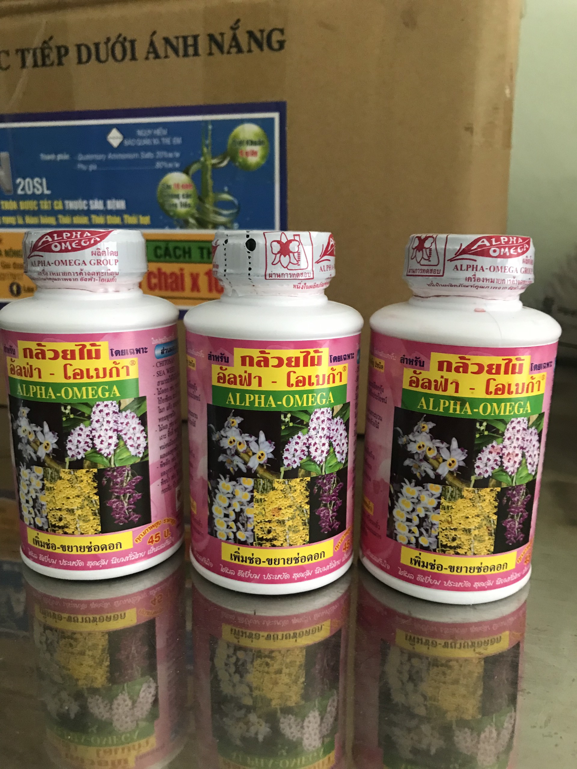 Phân bón kích thích ra hoa chuyên dùng hoa Lan ALPHA-OMEGA Thái Lan (250ml)