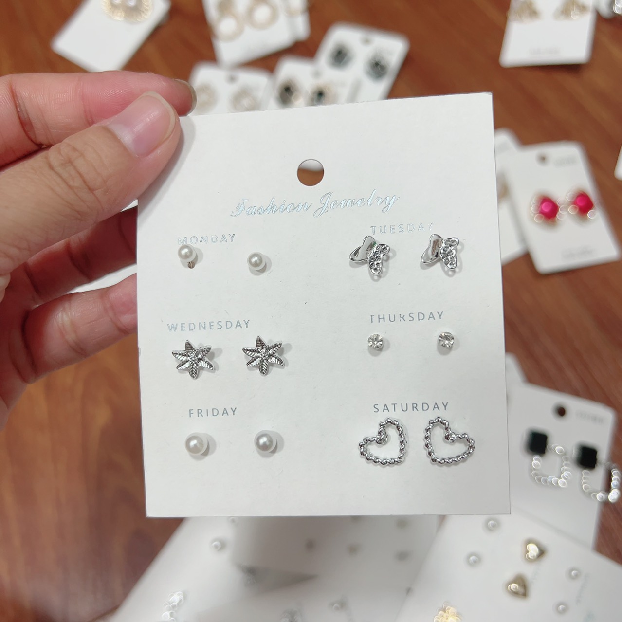 Set 6 Đôi Bông Tai Xinh Xắn Dễ Thương_Phụ Kiện Xinh 79