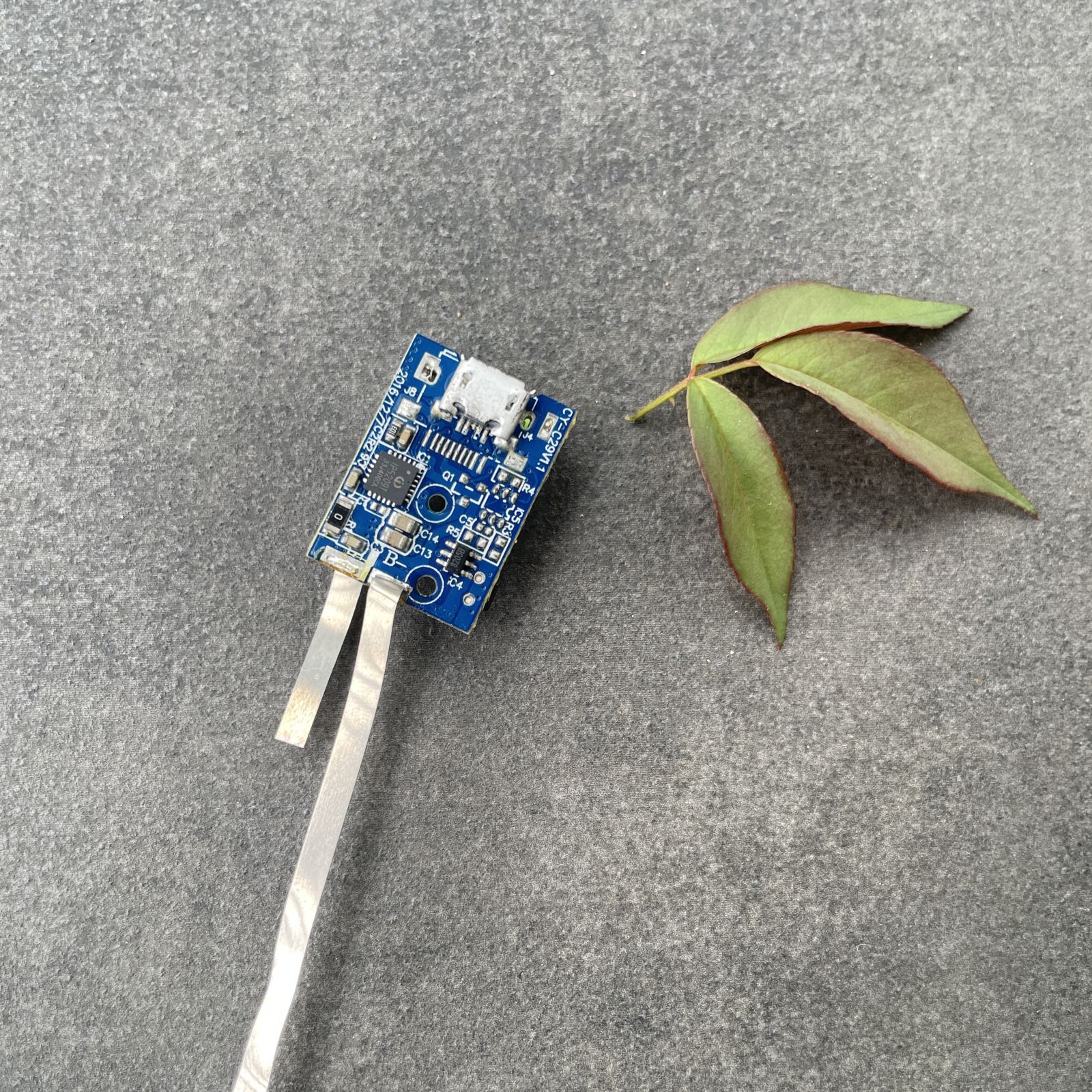 Mạch sạc dự phòng 2.4A IP5209T mini