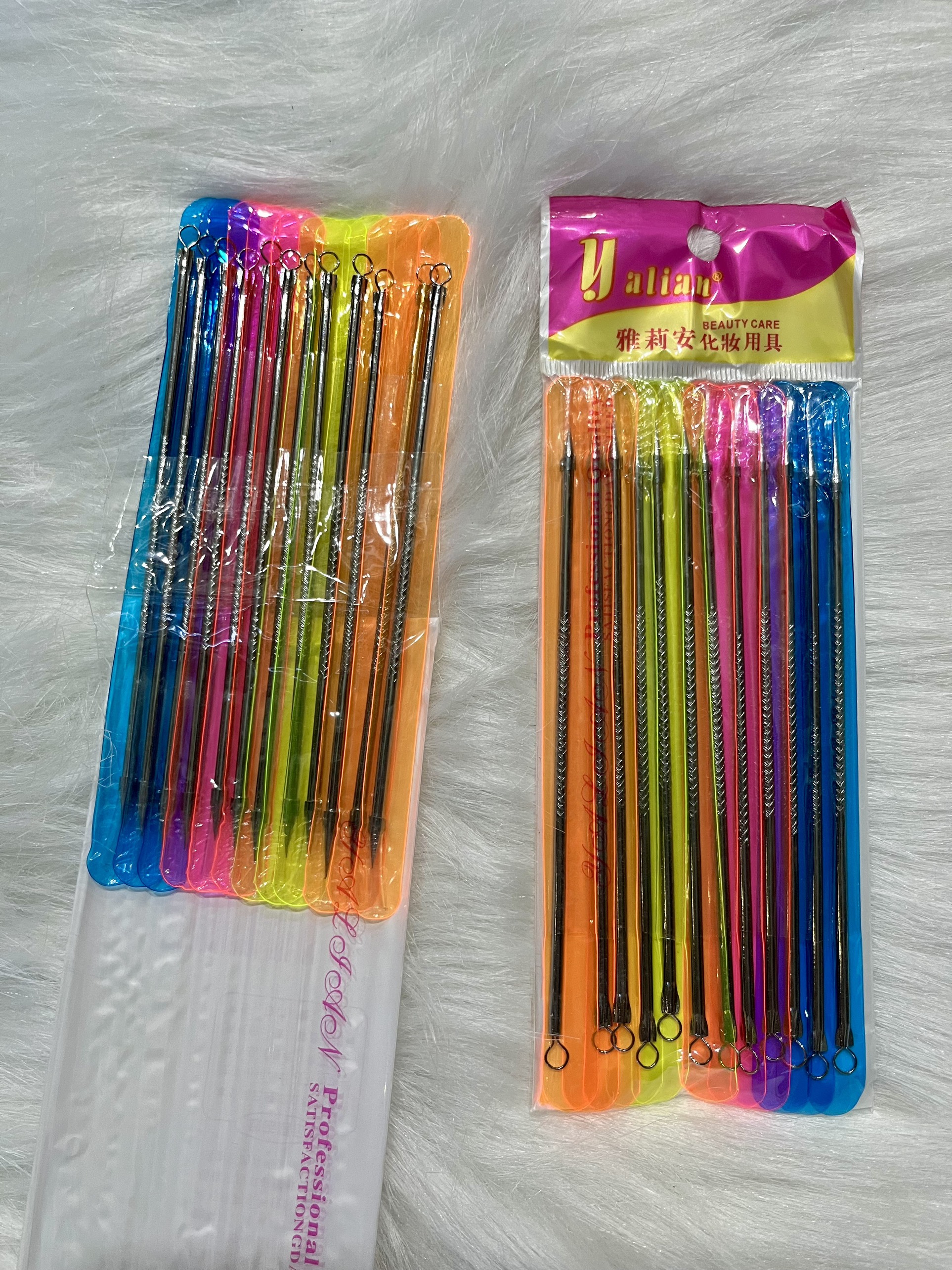 Cây Nặn Mụn - Size Lớn -Vĩ 12 Cây